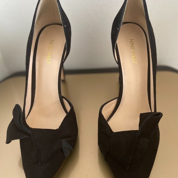 New Women's suede Nine West 9 M Bow Heel - Picture 3 of 3